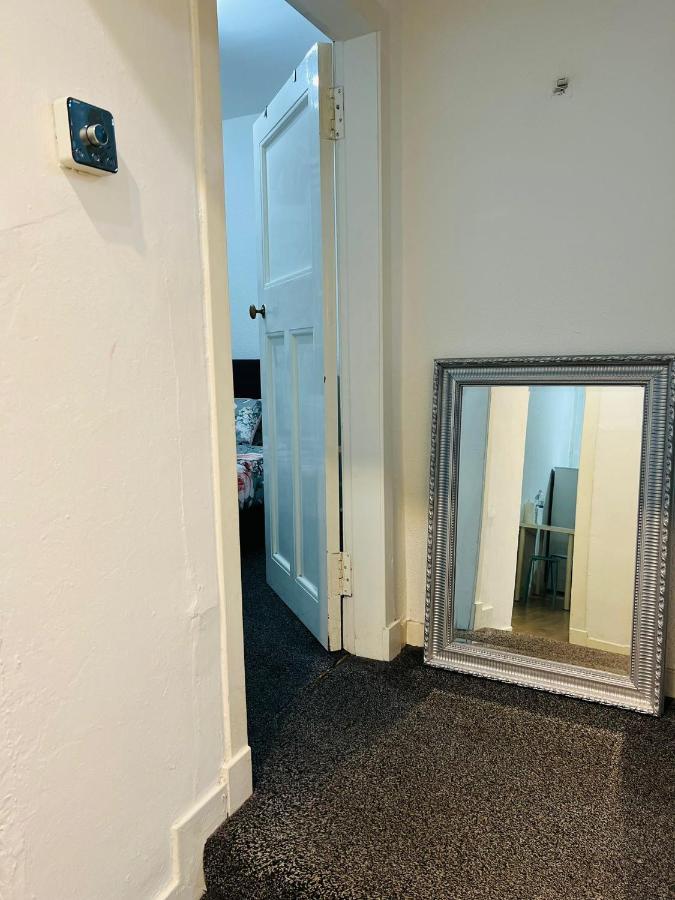 Historic Royal Mile Flat , 5Min From Waverly Railway Station Apartamento Edimburgo Exterior foto